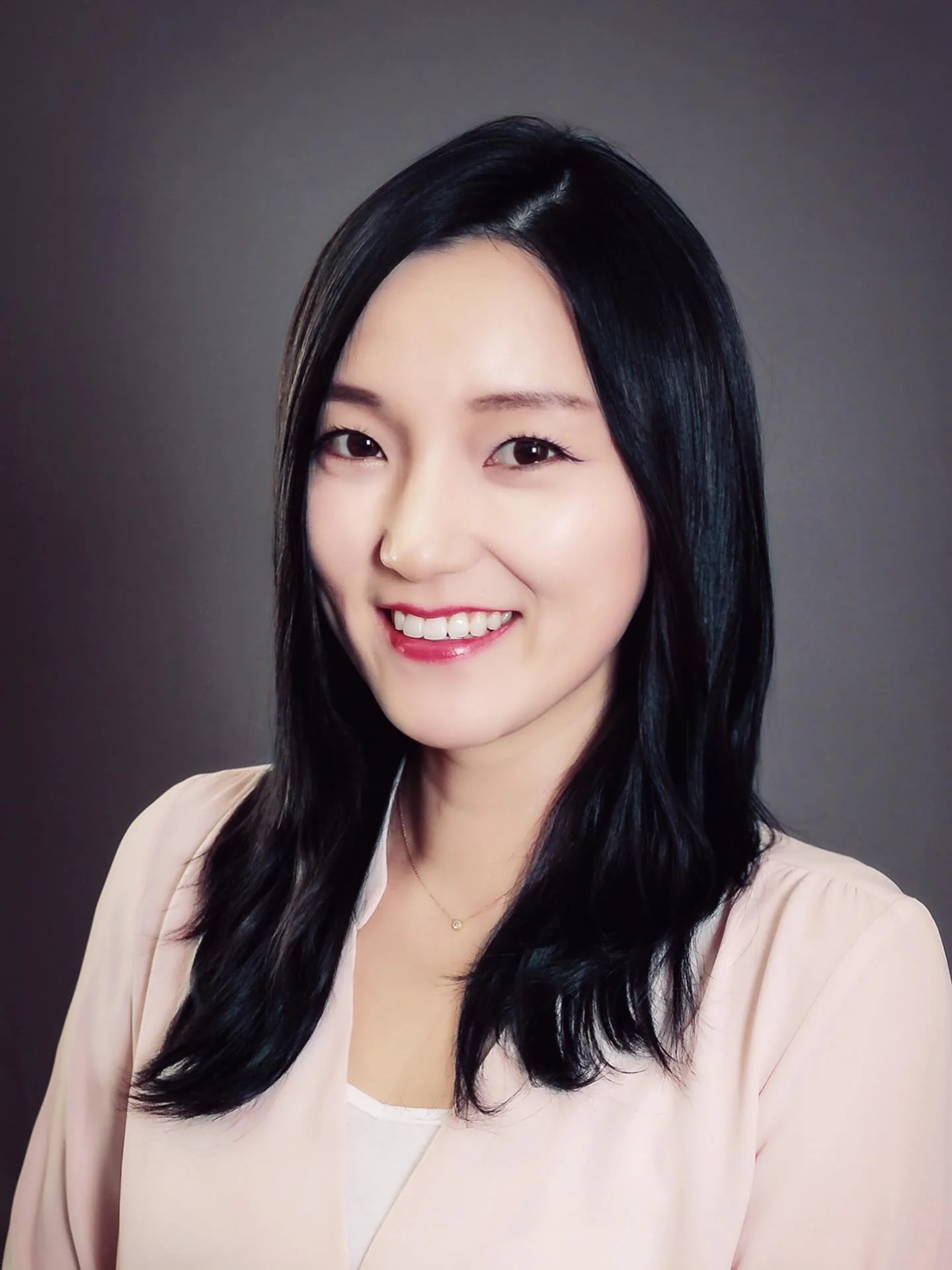 Portrait of Dr. Jinyoung “Anny” Yoo